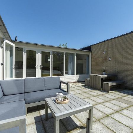Cozy Bunglow With Garden Sint Maartensvlotbrug 外观 照片
